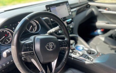 Toyota Camry, 2021 год, 3 375 000 рублей, 13 фотография