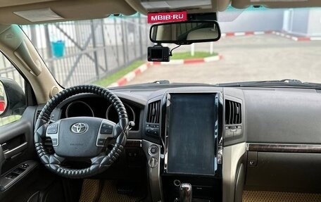 Toyota Land Cruiser 200, 2008 год, 3 200 000 рублей, 30 фотография
