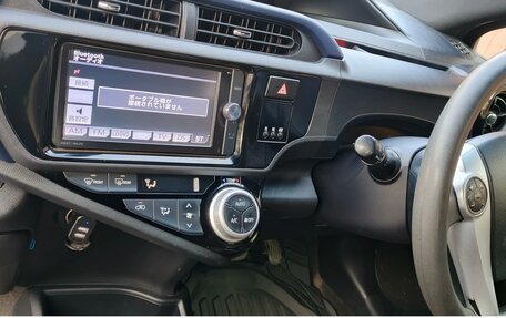 Toyota Aqua I, 2015 год, 750 000 рублей, 3 фотография