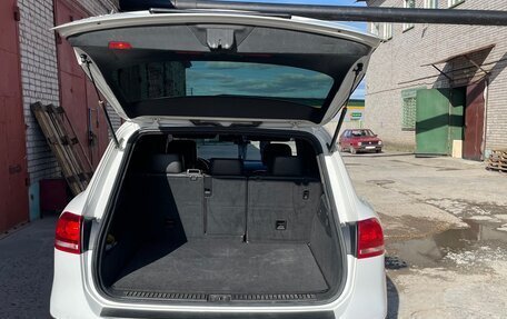 Volkswagen Touareg III, 2012 год, 1 950 000 рублей, 8 фотография
