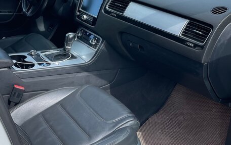 Volkswagen Touareg III, 2012 год, 1 950 000 рублей, 12 фотография