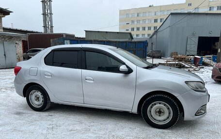 Renault Logan II, 2016 год, 540 000 рублей, 3 фотография