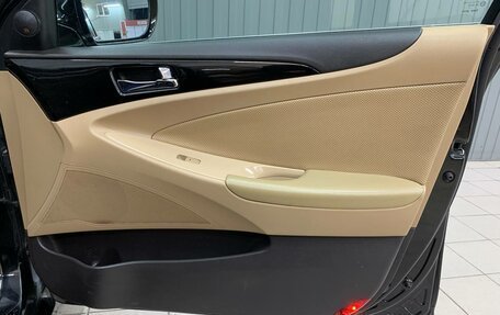 Hyundai Sonata VI, 2011 год, 1 099 000 рублей, 17 фотография
