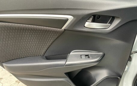 Honda Fit III, 2019 год, 1 165 000 рублей, 15 фотография