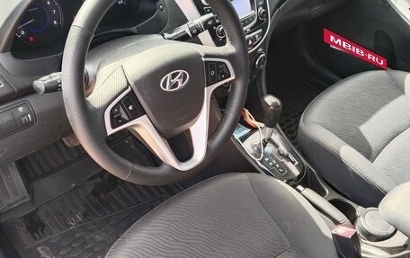 Hyundai Solaris II рестайлинг, 2013 год, 1 150 000 рублей, 12 фотография