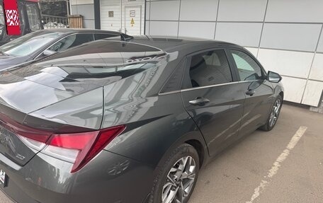 Hyundai Elantra, 2021 год, 2 050 000 рублей, 4 фотография