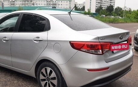 KIA Rio III рестайлинг, 2015 год, 1 100 000 рублей, 4 фотография