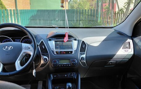 Hyundai ix35 I рестайлинг, 2013 год, 1 400 000 рублей, 14 фотография