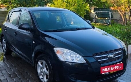 KIA cee'd I рестайлинг, 2008 год, 545 000 рублей, 2 фотография