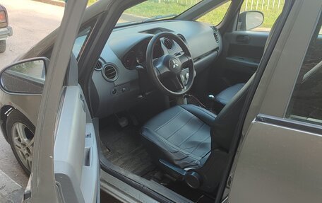 Mitsubishi Colt VI рестайлинг, 2007 год, 380 000 рублей, 4 фотография