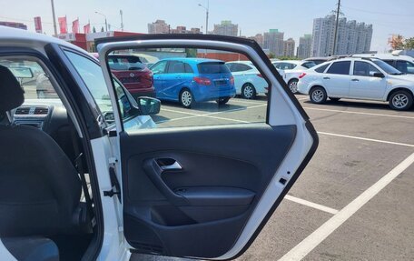 Volkswagen Polo VI (EU Market), 2020 год, 1 250 000 рублей, 25 фотография
