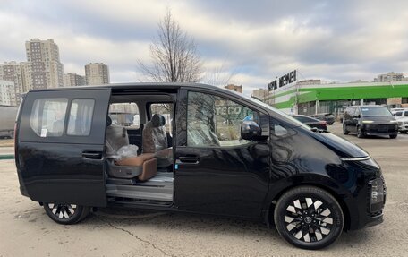 Hyundai Staria, 2024 год, 9 100 000 рублей, 21 фотография