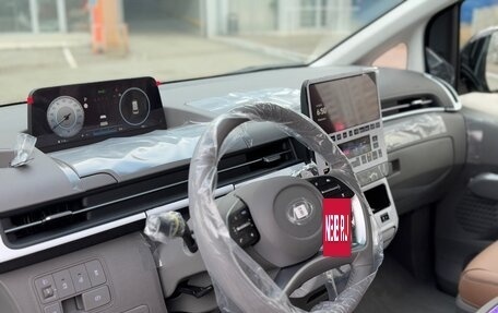 Hyundai Staria, 2024 год, 9 100 000 рублей, 11 фотография