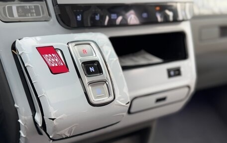 Hyundai Staria, 2024 год, 9 100 000 рублей, 30 фотография