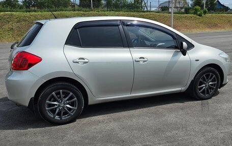 Toyota Auris II, 2009 год, 1 050 000 рублей, 2 фотография