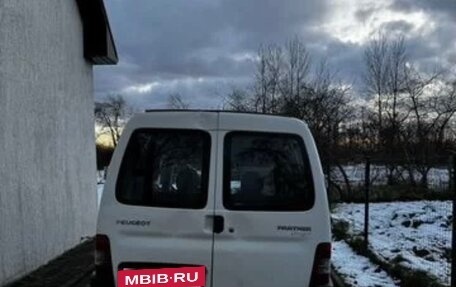 Peugeot Partner II рестайлинг 2, 2011 год, 280 000 рублей, 3 фотография