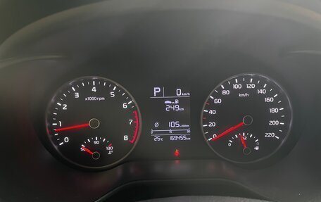 KIA Rio IV, 2018 год, 890 000 рублей, 8 фотография