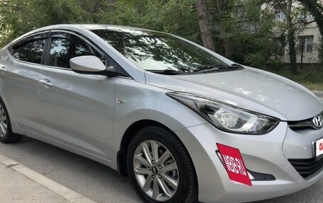 Hyundai Elantra V, 2014 год, 1 300 000 рублей, 2 фотография