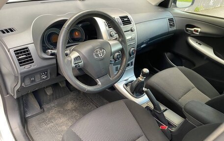 Toyota Corolla, 2012 год, 1 020 000 рублей, 7 фотография