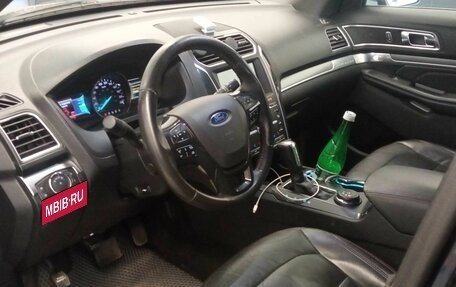 Ford Explorer VI, 2017 год, 2 150 000 рублей, 5 фотография
