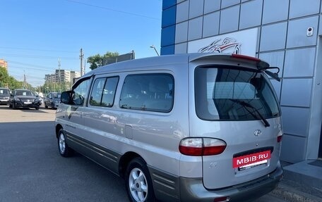 Hyundai Starex I рестайлинг, 2003 год, 647 000 рублей, 4 фотография