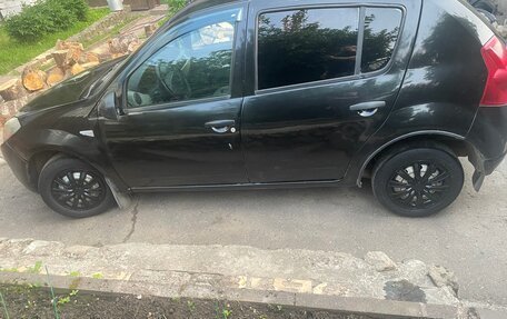 Renault Sandero I, 2012 год, 200 000 рублей, 3 фотография