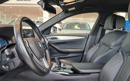 BMW 5 серия, 2018 год, 3 292 000 рублей, 20 фотография