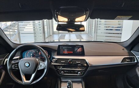 BMW 5 серия, 2018 год, 3 292 000 рублей, 18 фотография