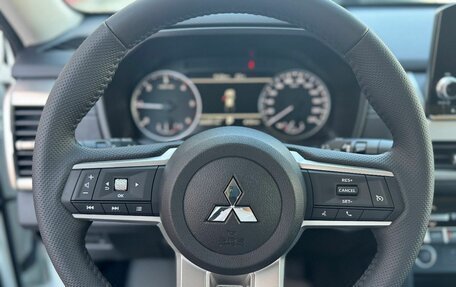 Mitsubishi L200 IV рестайлинг, 2024 год, 5 350 000 рублей, 9 фотография