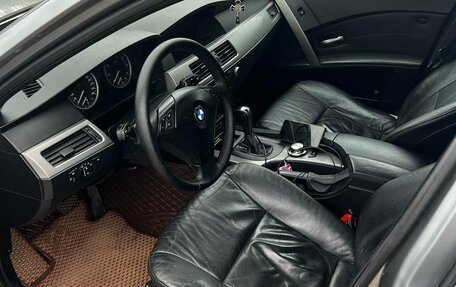 BMW 5 серия, 2004 год, 630 000 рублей, 2 фотография