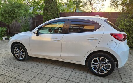 Mazda Demio IV, 2018 год, 1 400 000 рублей, 2 фотография