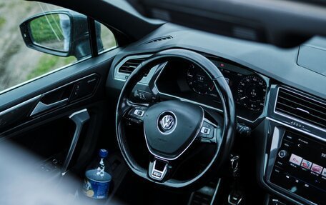 Volkswagen Tiguan II, 2018 год, 2 950 000 рублей, 18 фотография