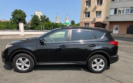 Toyota RAV4, 2014 год, 2 550 000 рублей, 2 фотография