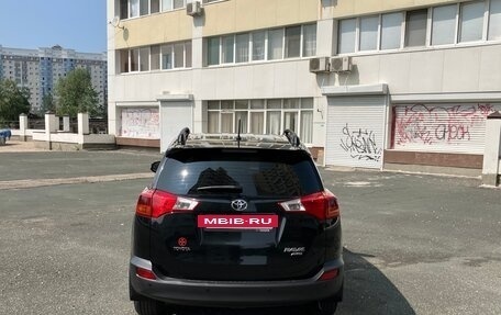 Toyota RAV4, 2014 год, 2 550 000 рублей, 4 фотография