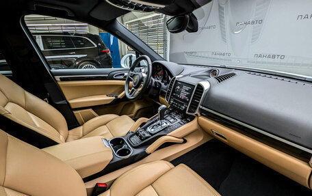 Porsche Cayenne III, 2018 год, 7 250 000 рублей, 17 фотография
