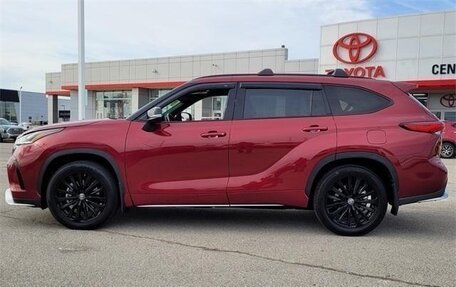 Toyota Highlander, 2023 год, 4 500 000 рублей, 4 фотография