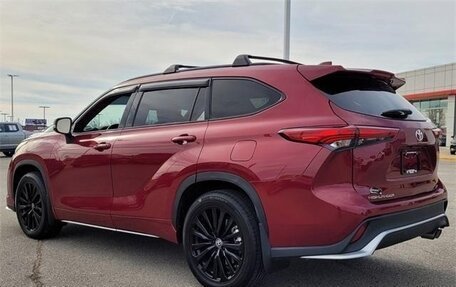 Toyota Highlander, 2023 год, 4 500 000 рублей, 5 фотография