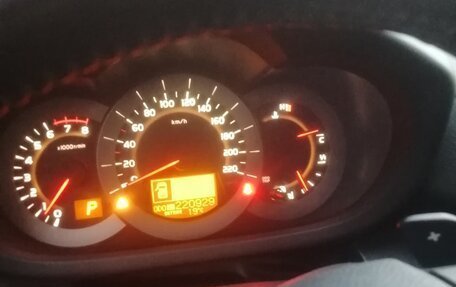 Toyota RAV4, 2011 год, 1 490 000 рублей, 11 фотография