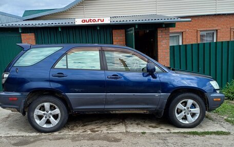 Lexus RX IV рестайлинг, 2001 год, 950 000 рублей, 4 фотография