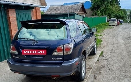 Lexus RX IV рестайлинг, 2001 год, 950 000 рублей, 3 фотография