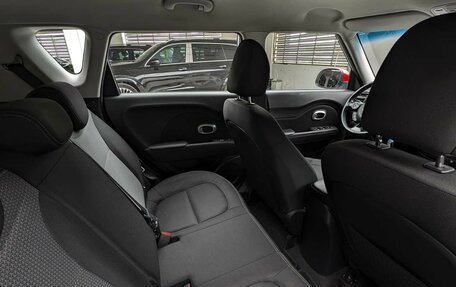 KIA Soul II рестайлинг, 2018 год, 1 249 000 рублей, 14 фотография