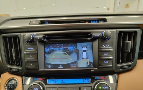 Toyota RAV4, 2016 год, 2 250 000 рублей, 9 фотография