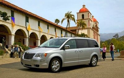 Chrysler Town & Country V рестайлинг, 2007 год, 1 200 000 рублей, 1 фотография