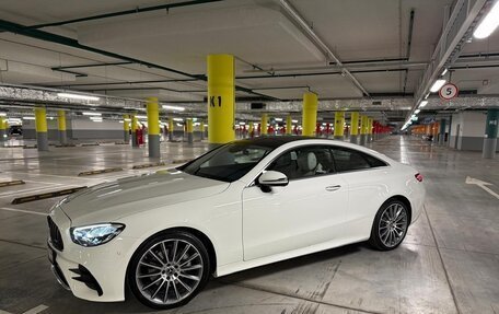 Mercedes-Benz E-Класс, 2021 год, 12 000 000 рублей, 1 фотография