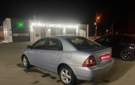 Toyota Corolla, 2004 год, 650 000 рублей, 1 фотография