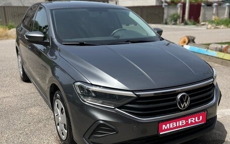 Volkswagen Polo VI (EU Market), 2020 год, 1 480 000 рублей, 1 фотография