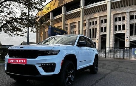 Jeep Grand Cherokee, 2022 год, 8 500 000 рублей, 4 фотография
