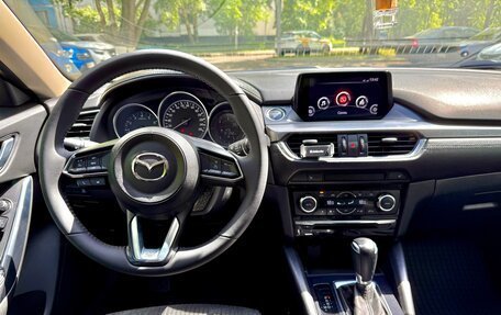 Mazda 6, 2017 год, 1 850 000 рублей, 33 фотография