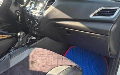 Hyundai Solaris II рестайлинг, 2019 год, 990 000 рублей, 5 фотография