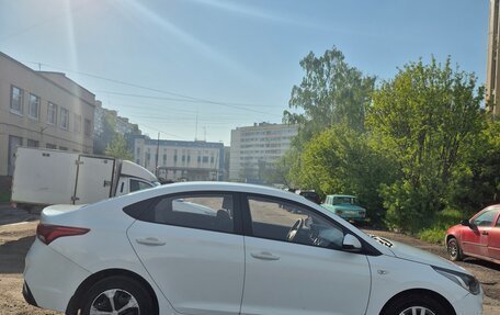 Hyundai Solaris II рестайлинг, 2019 год, 990 000 рублей, 2 фотография